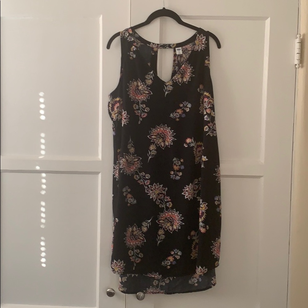 Old Navy Patterned Dress